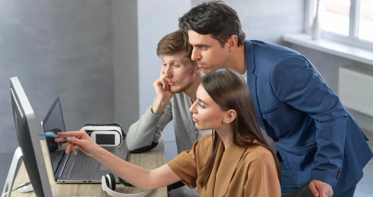 Hire a Dedicated Software Development Team in Canada